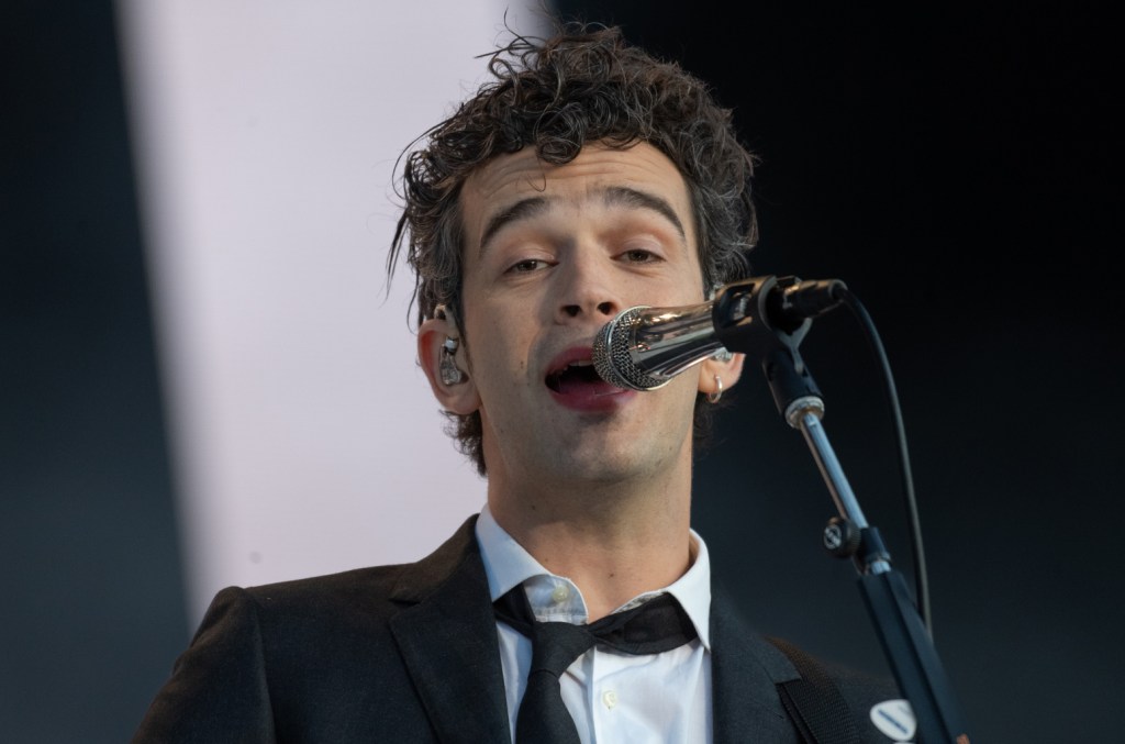 Matty Healy's Controversial Kisses: From Taylor Swift to Security Guards.