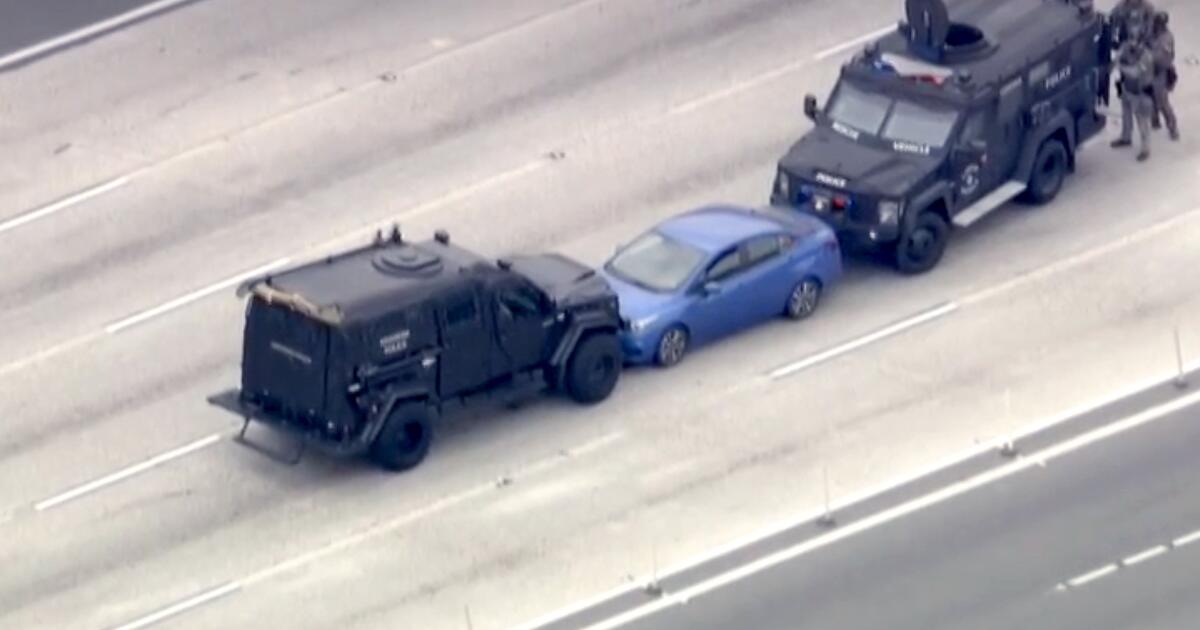 Featured image for Suspect Dead After Hours-Long Standoff Shuts Down 91 Freeway in Anaheim