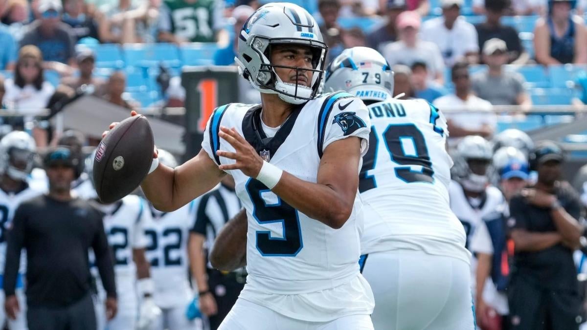 "Quarterbacks Lead Offensive Rookie of the Year Odds, Wide-Open Defensive Race"