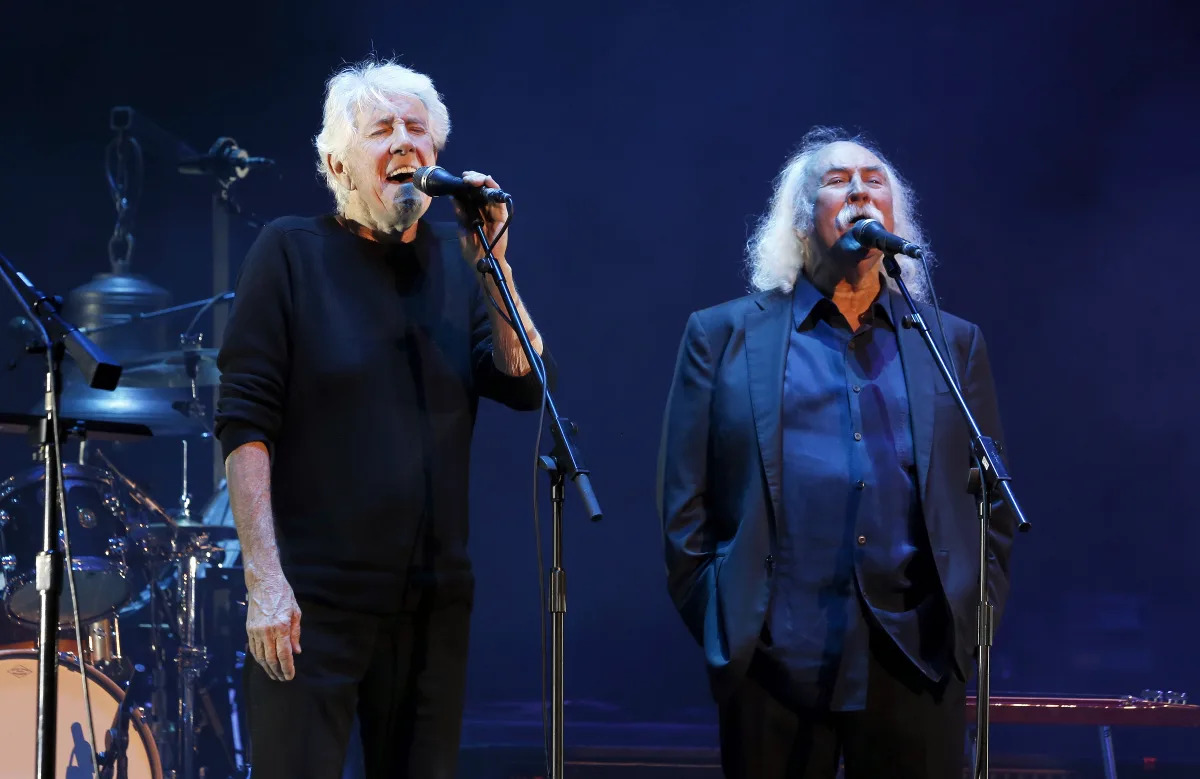 Graham Nash claims David Crosby died from COVID-19.