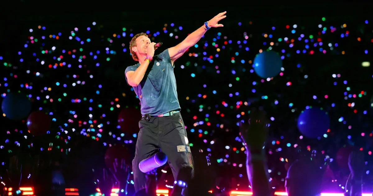 Husband of Woman in Coldplay Kiss Cam Scandal Files for Divorce