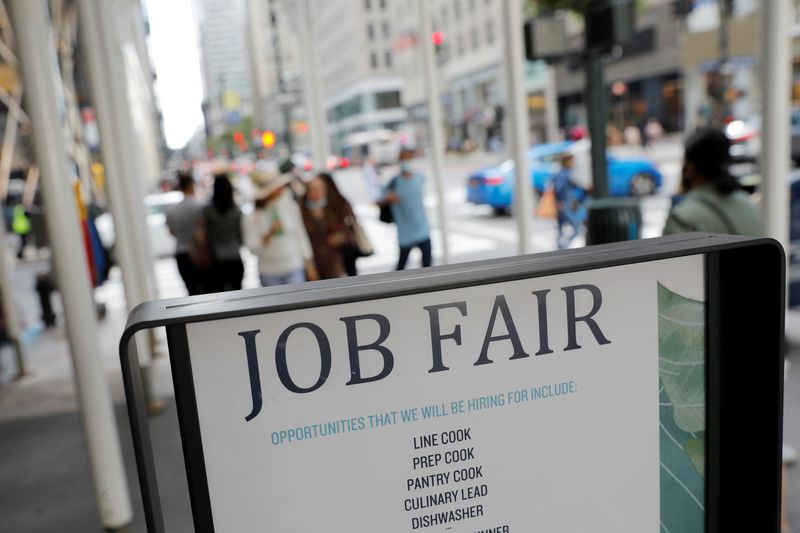 US Jobless Claims Tick Up, Q3 GDP Growth Revised Down