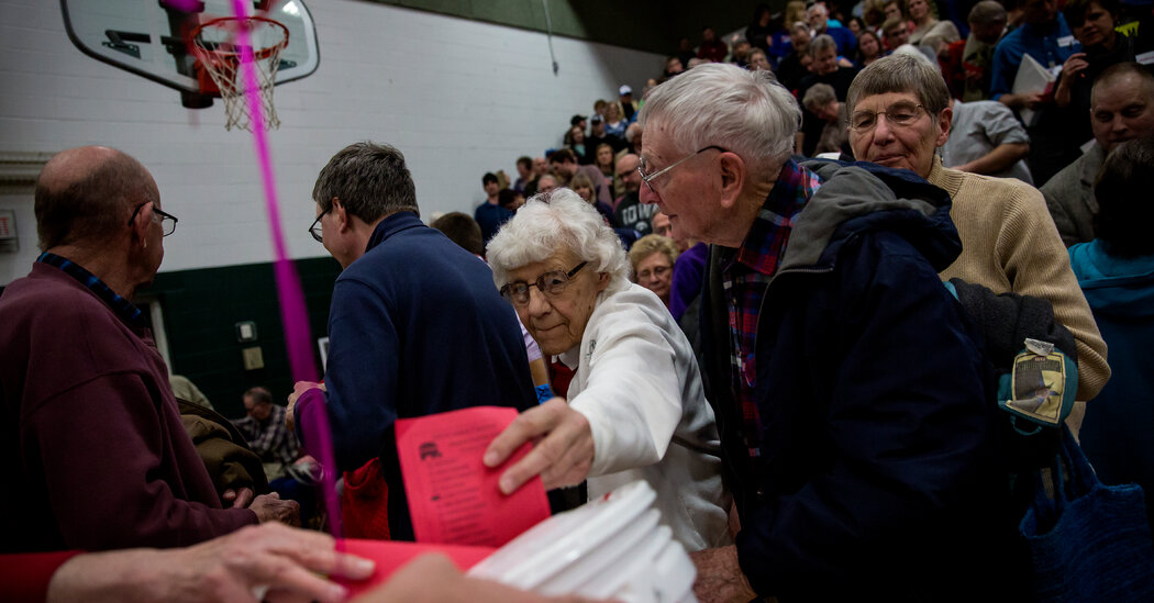 Featured image for Iowa Republicans Lock in Early Date for 2024 Presidential Caucuses