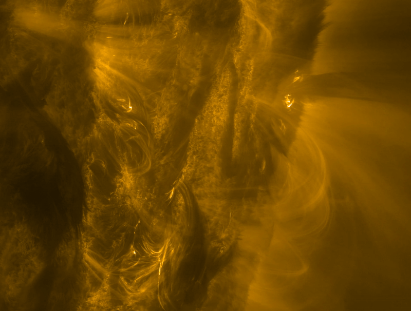 Featured image for Historic Solar Storm Disrupts Skies
