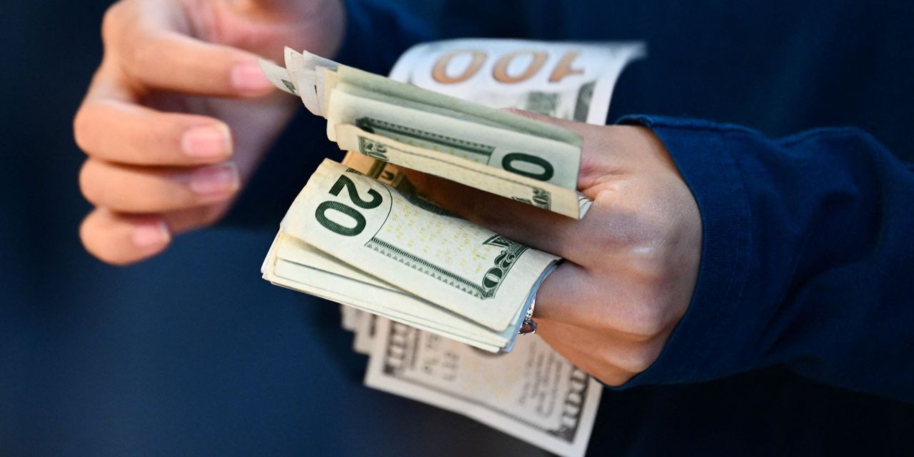 Featured image for "Boost Your Portfolio with High-Yield Dividend Stocks and ETFs"