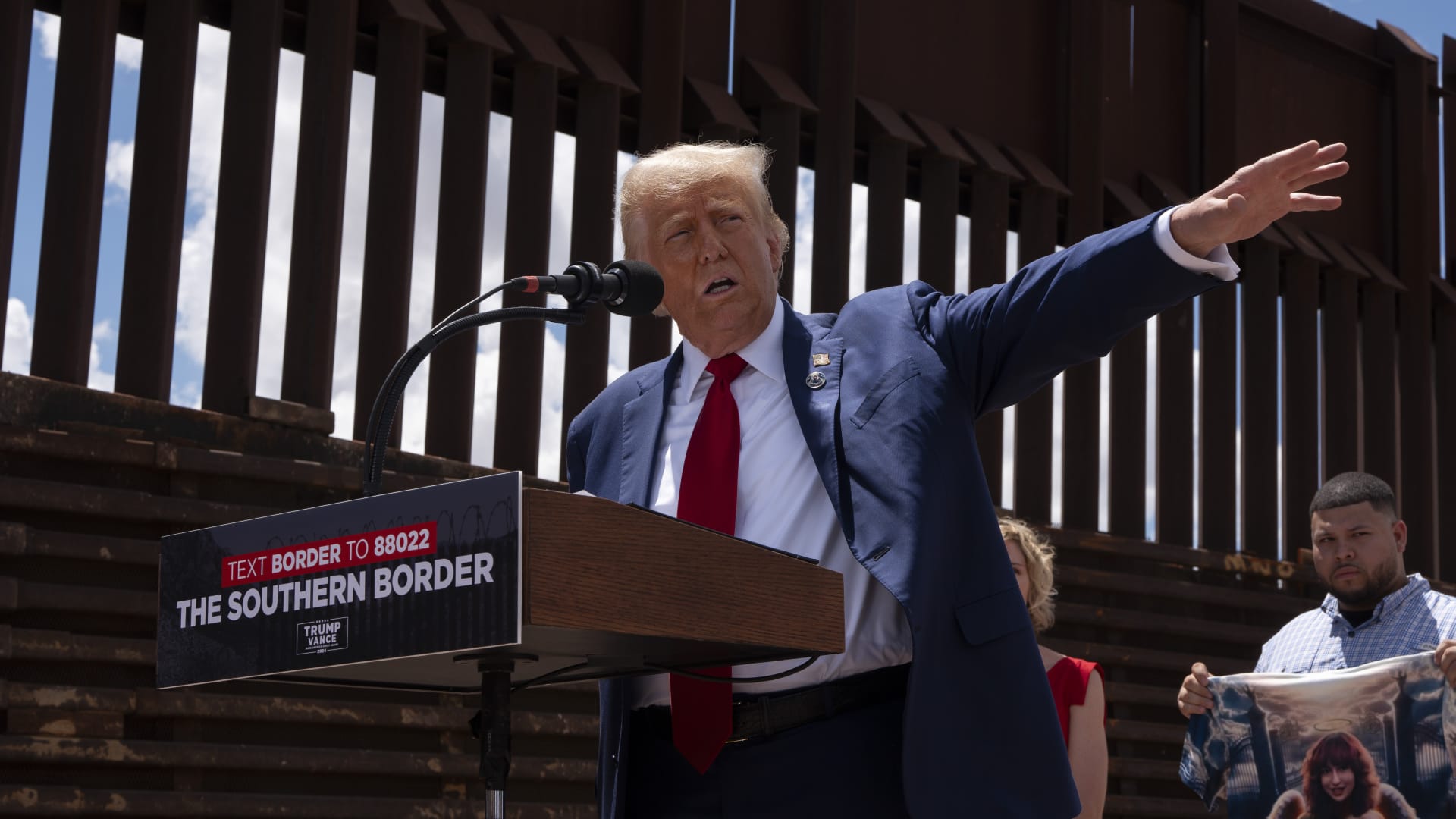 Trump's Tariff Strategy Sparks Inflation Concerns