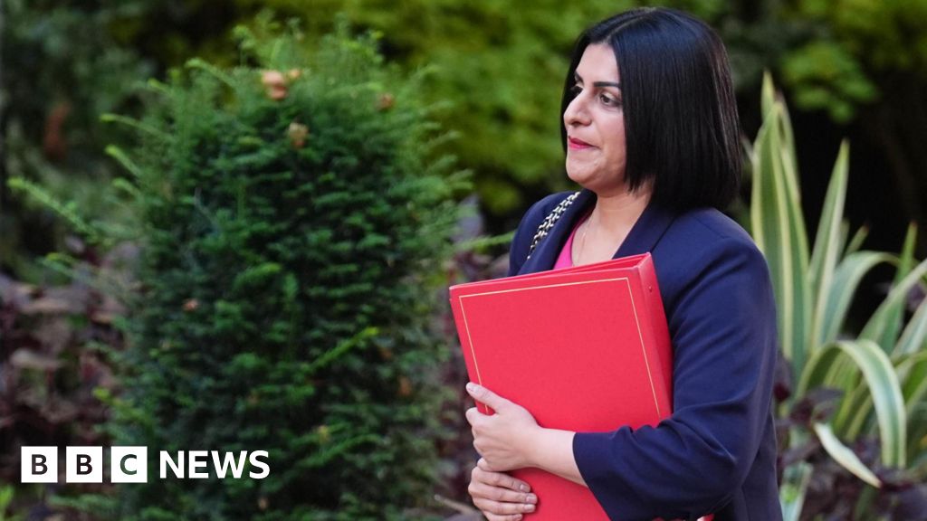 Featured image for Mahmood and Court Challenges Highlight UK-France Migrant Deportation Disputes