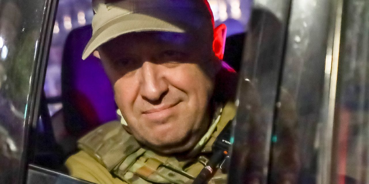 Featured image for Putin Meets with Prigozhin Following Wagner Mutiny