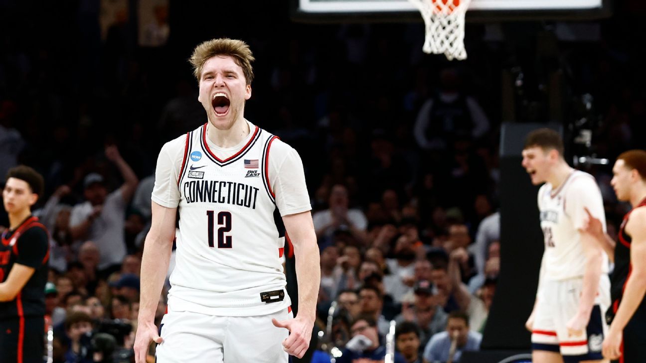 "UConn Dominates SDSU in Rematch, Advances to Elite Eight"