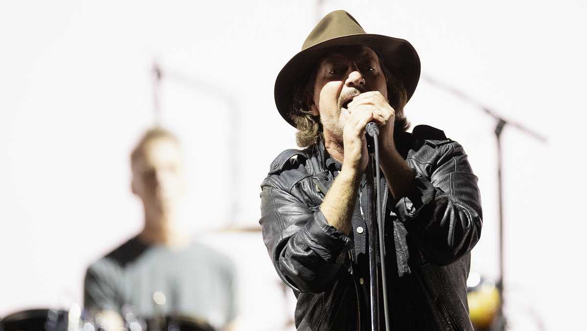 Featured image for Pearl Jam Announces 2025 North American Tour with Pittsburgh Dates