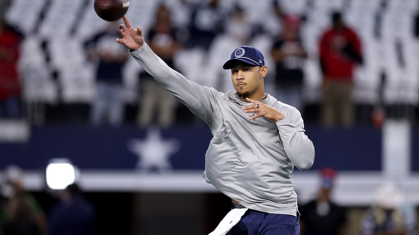 Cowboys' QB Controversy Intensifies After Monday Night Loss