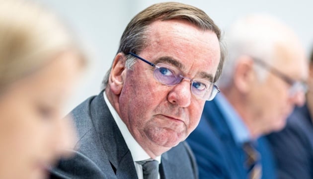 International Support for Ukraine: Germany and Canada Announce Major Military Aid Packages