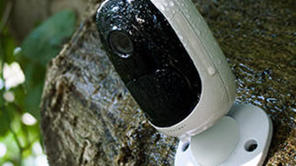 Featured image for "Offline Security: Using a Camera Without Wi-Fi"