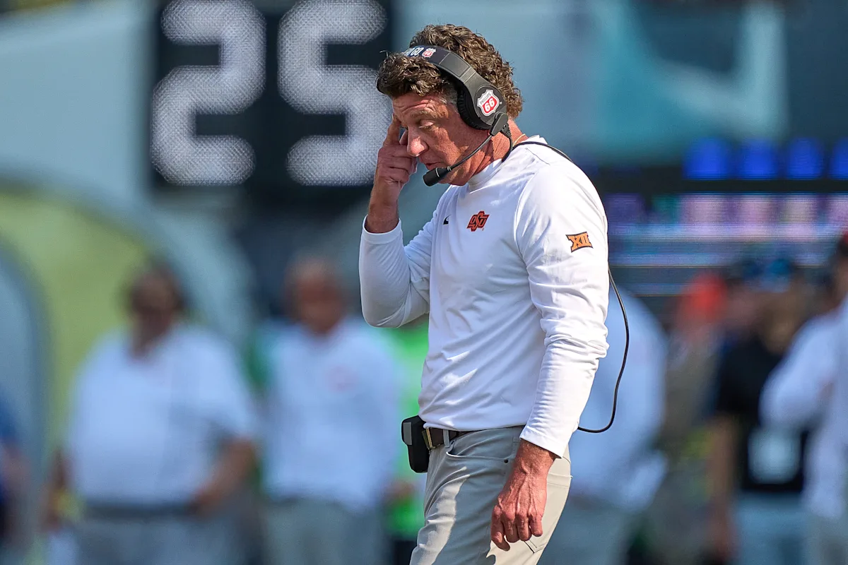 Featured image for Oklahoma State Fires Longtime Coach Mike Gundy After 20 Seasons