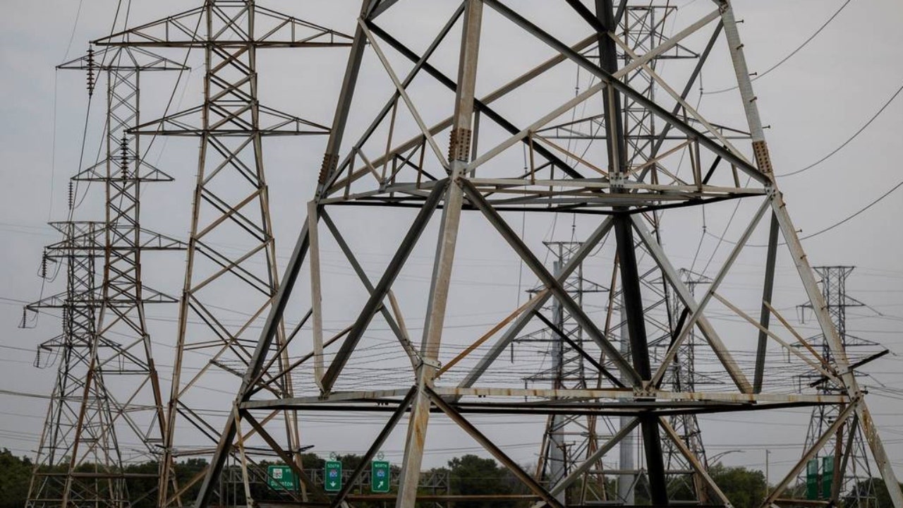 Featured image for "Power Grid Watchdog Identifies Biden's Energy Policies as Top Threat to Winter Blackout Risks"