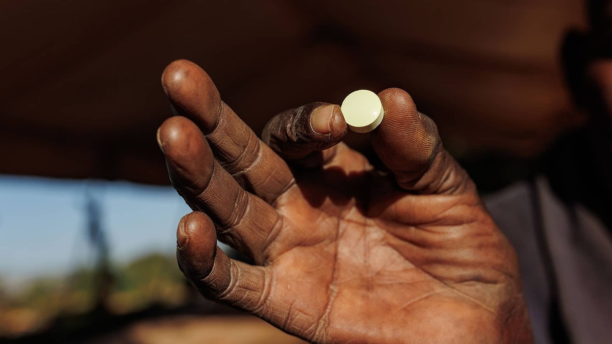 "Breakthrough in Sleeping Sickness Treatment with Fexinidazole Discovery"
