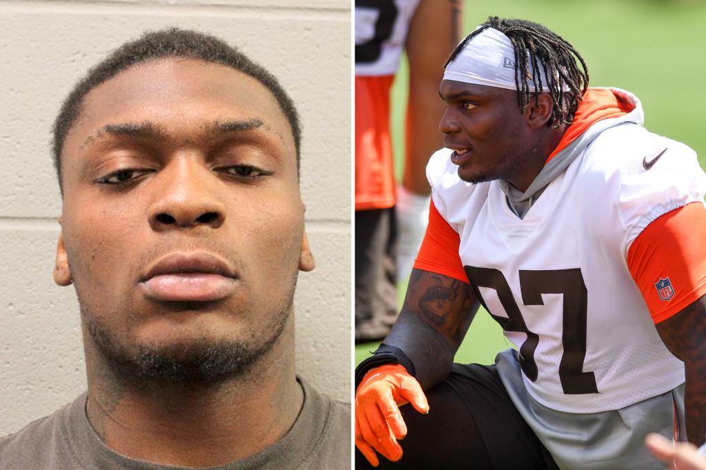Browns' Perrion Winfrey charged with assaulting girlfriend.