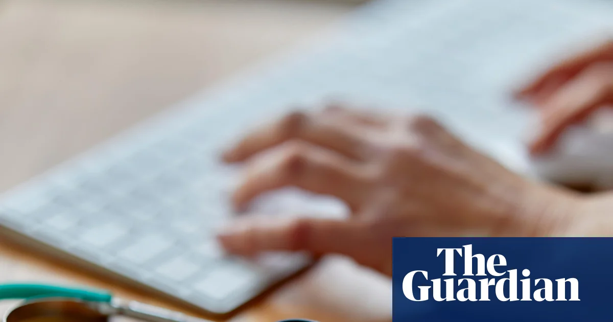 Featured image for AI tool predicts risk of over 1,000 diseases decades in advance