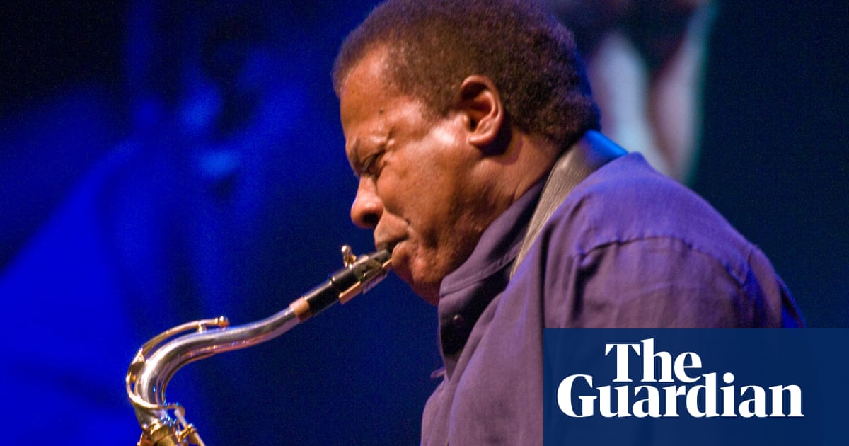 "The Remarkable Journey of Jazz Legend Wayne Shorter: From Obscurity to Greatness"