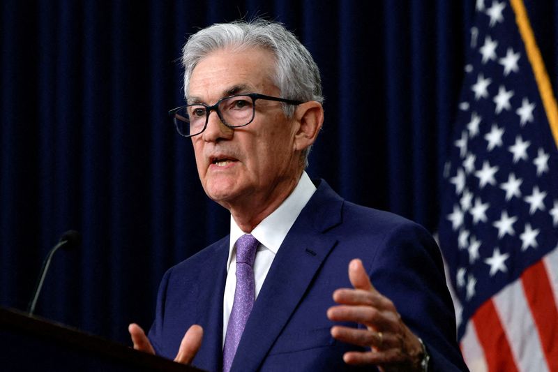 Fed Eyes Rate Cut Amid Economic Uncertainty and Election Haze