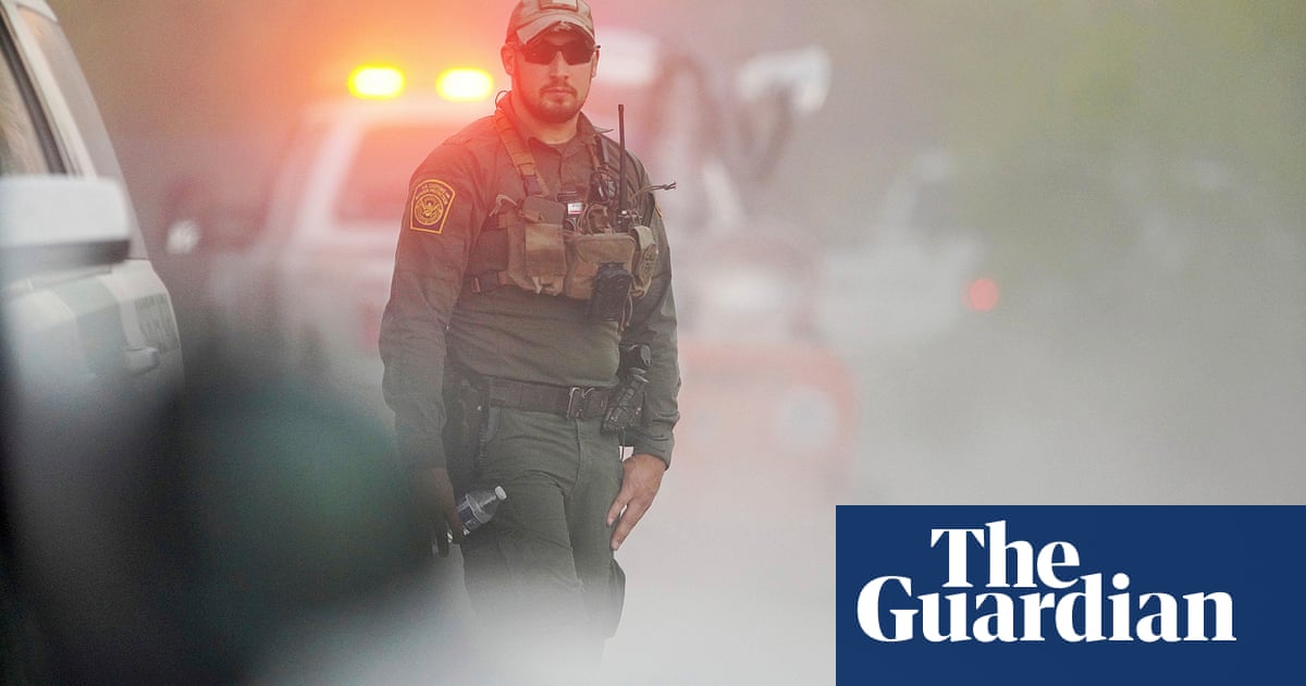 "Fatal Helicopter Crashes at US-Mexico Border Spark Security Concerns"