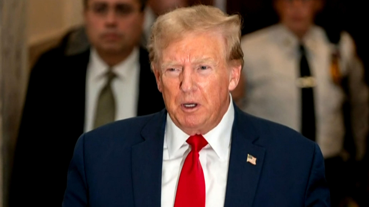 "Trump Challenges Maine Ballot Ruling; Israel Plans Partial Gaza Pullout Amid Conflict; Sen. Menendez Confronts Additional Charges"