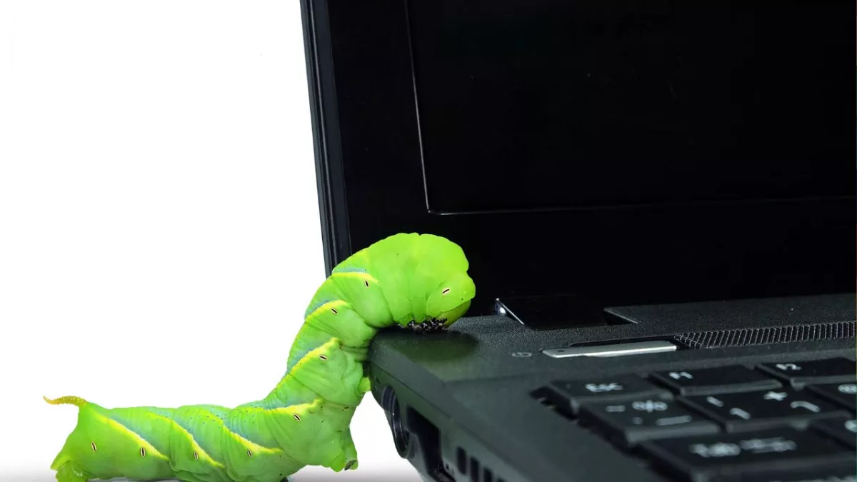 "AI Worm: Stealing Data and Spreading Malware"