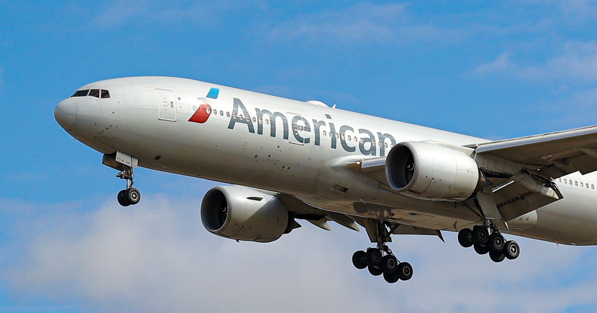 Featured image for American Airlines Retracts Blame on Child for Bathroom Recording Incident