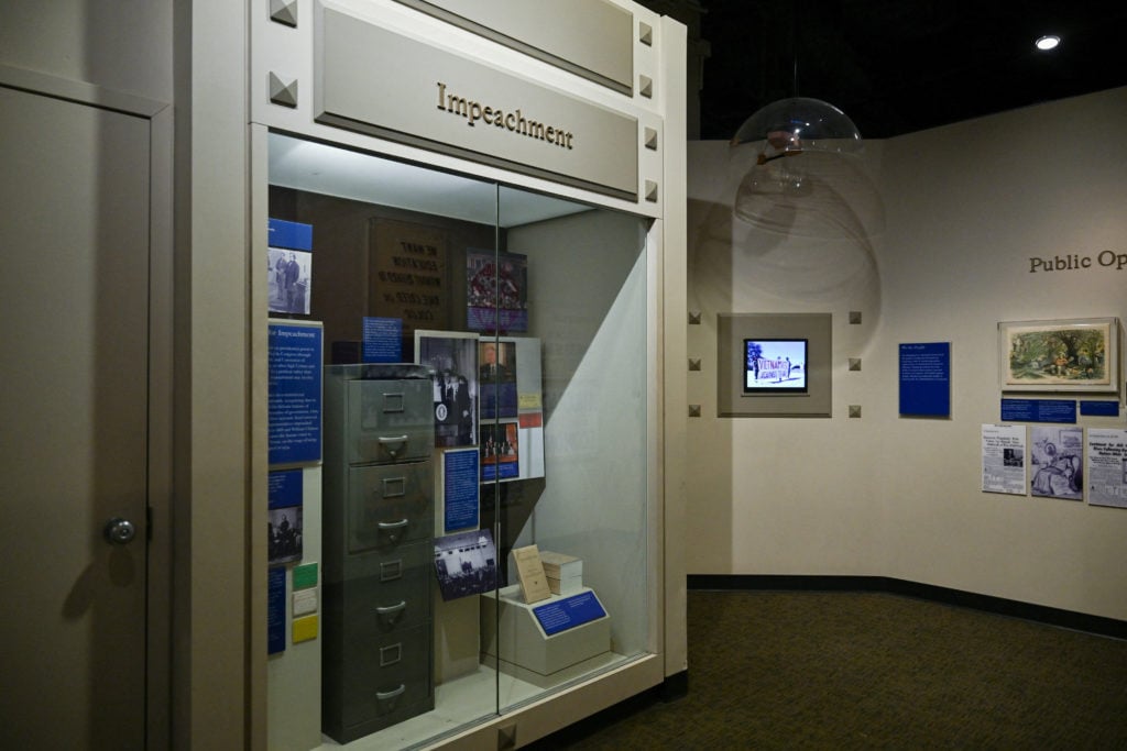 Featured image for Smithsonian Temporarily Removes Trump Impeachment References from Exhibits