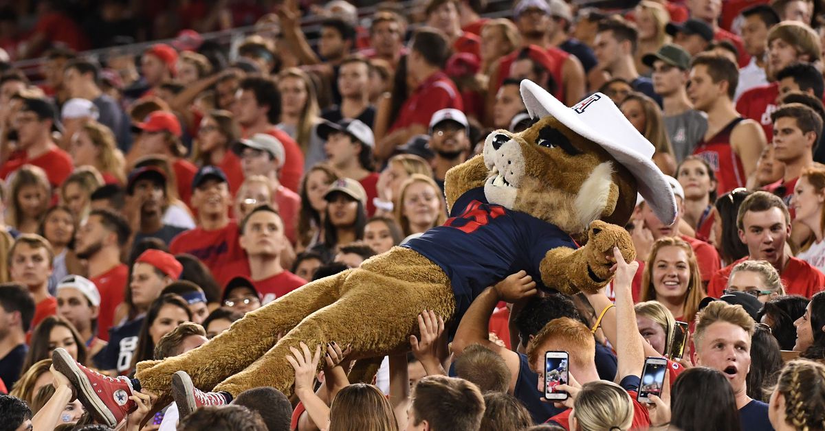 "Arizona Wildcats Football: Progress and Revamped Lineup Set for Season Opener against NAU"