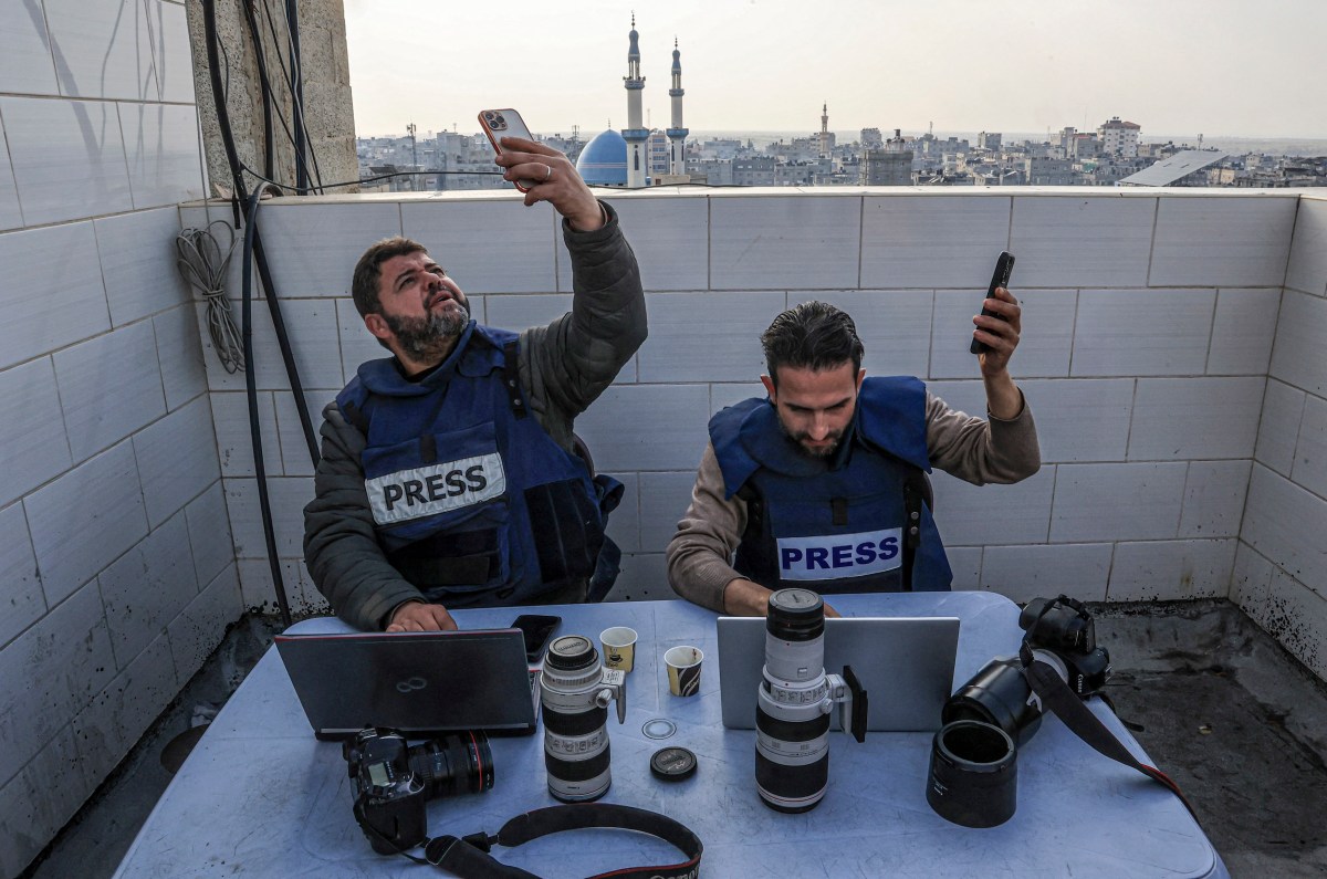 "Gaza Suffers Longest Internet Outage on Record, Web Monitors Report"