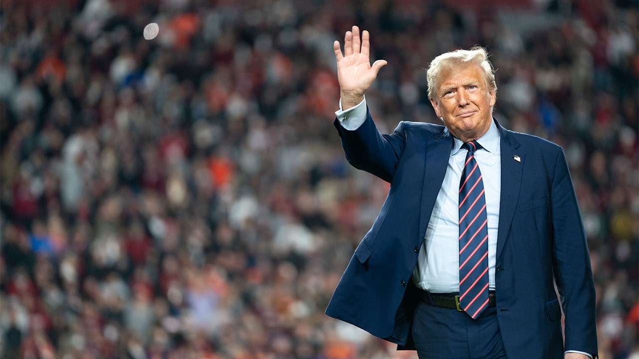 Trump Refuses Testimony in Civil Fraud Trial, Witness's Credibility Undermined