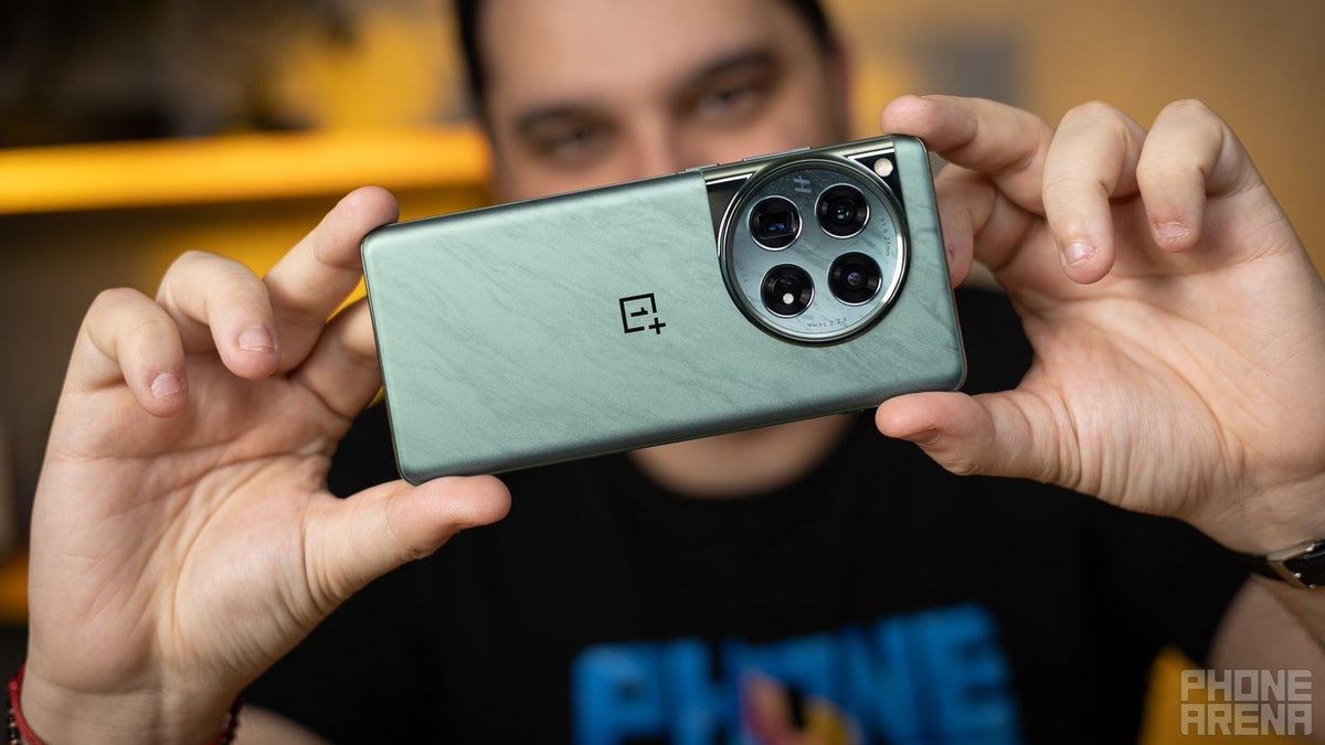 Featured image for "Unveiling the OnePlus 12: A Compelling Choice for US Consumers"