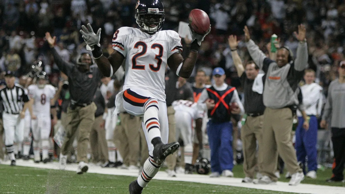 Featured image for "Three Chicago Bears Legends Inducted into Pro Football Hall of Fame"