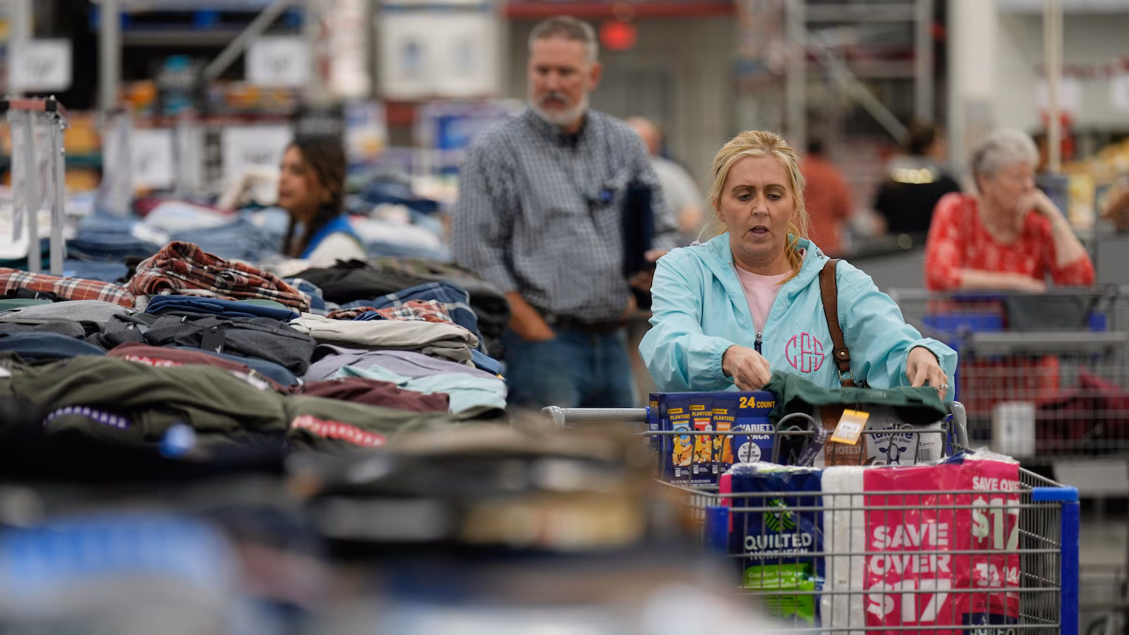 Trump Claims Inflation Is Beaten Despite Ongoing Price Hikes