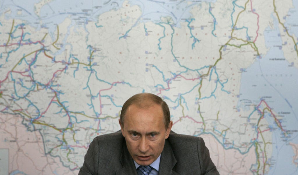 Featured image for Tensions Rise as U.S. and Russia Clash Over Putin and Ukraine