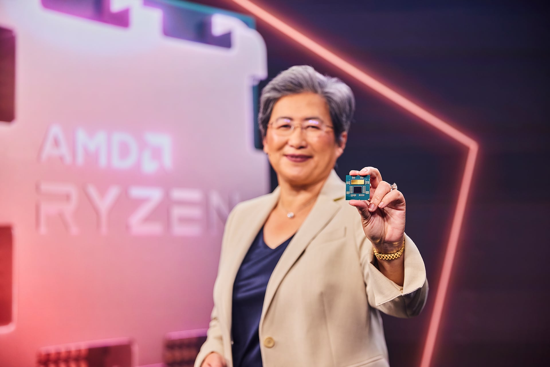 Featured image for "Watch AMD CEO Dr. Lisa Su's Computex 2024 Keynote Live"