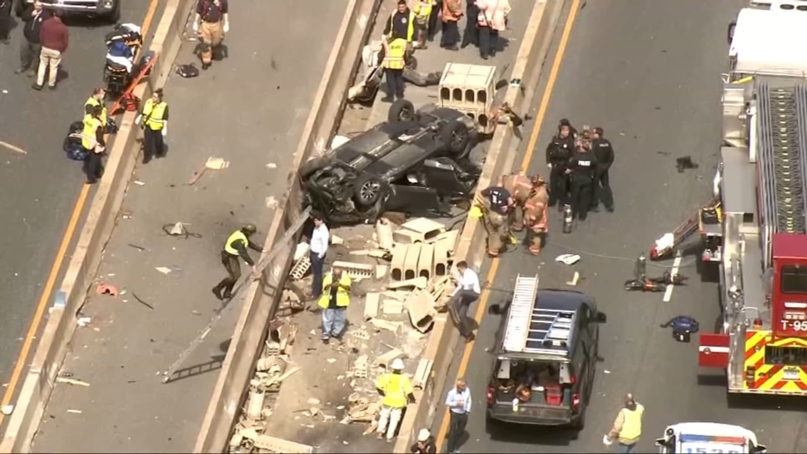 Featured image for 6 killed in Baltimore Beltway construction zone crash.