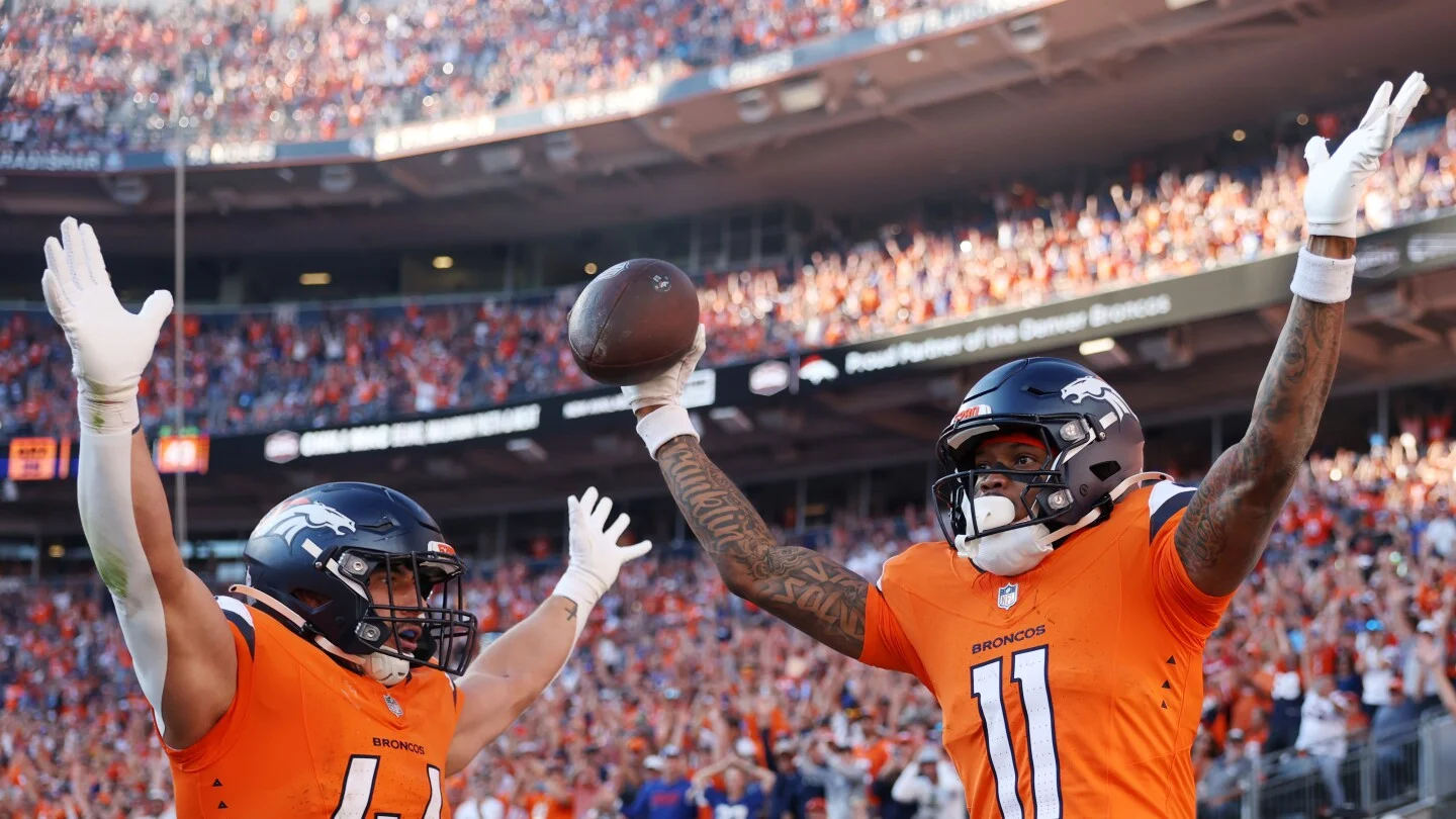 Broncos rally from 19 points down to stun Giants in thrilling 33-32 victory