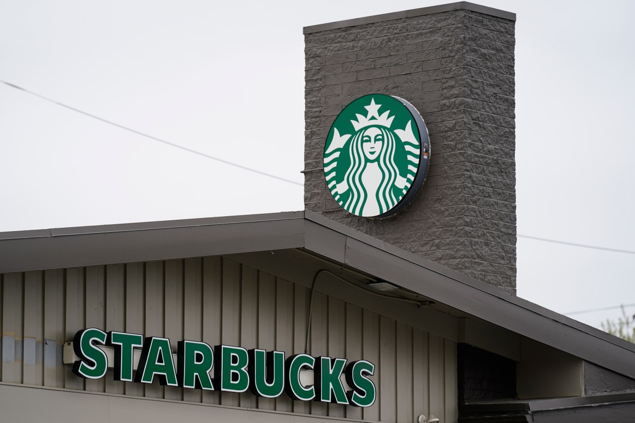 Starbucks' New Ice Causes Customer Divide