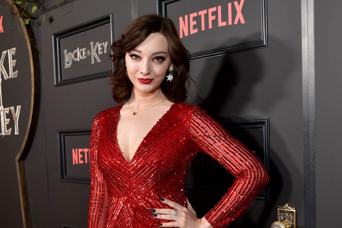 Featured image for Emma Dumont of 'Oppenheimer' Comes Out as Transmasculine Non-Binary
