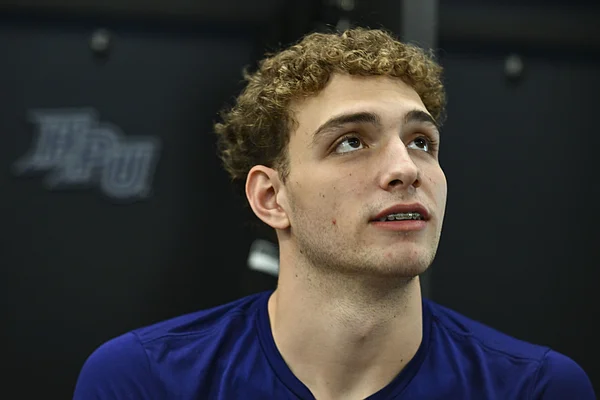 Family Ties Could Spark Arkansas Clash for High Point's Caden Miller