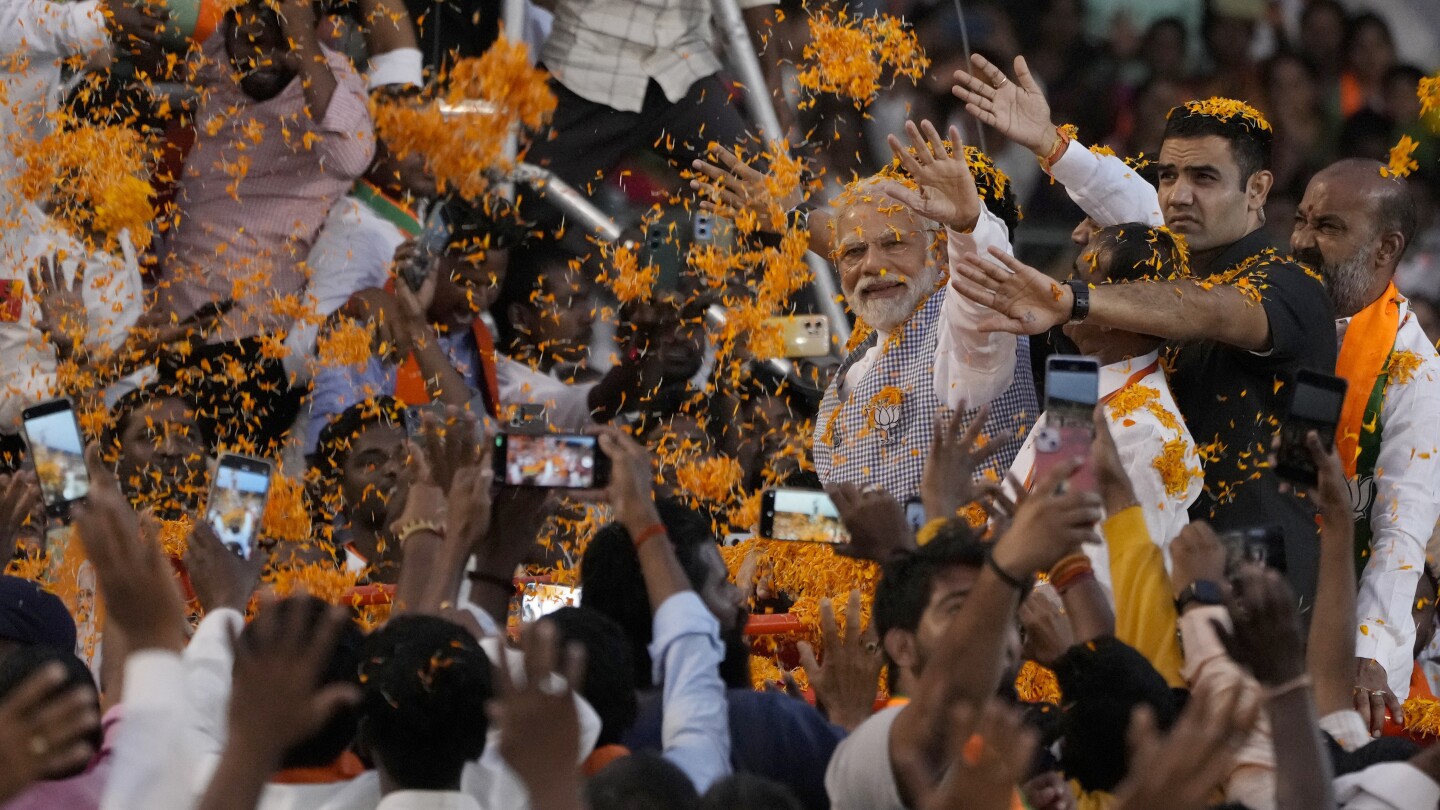 "India's 2024 Election: The World's Largest Democratic Marathon"