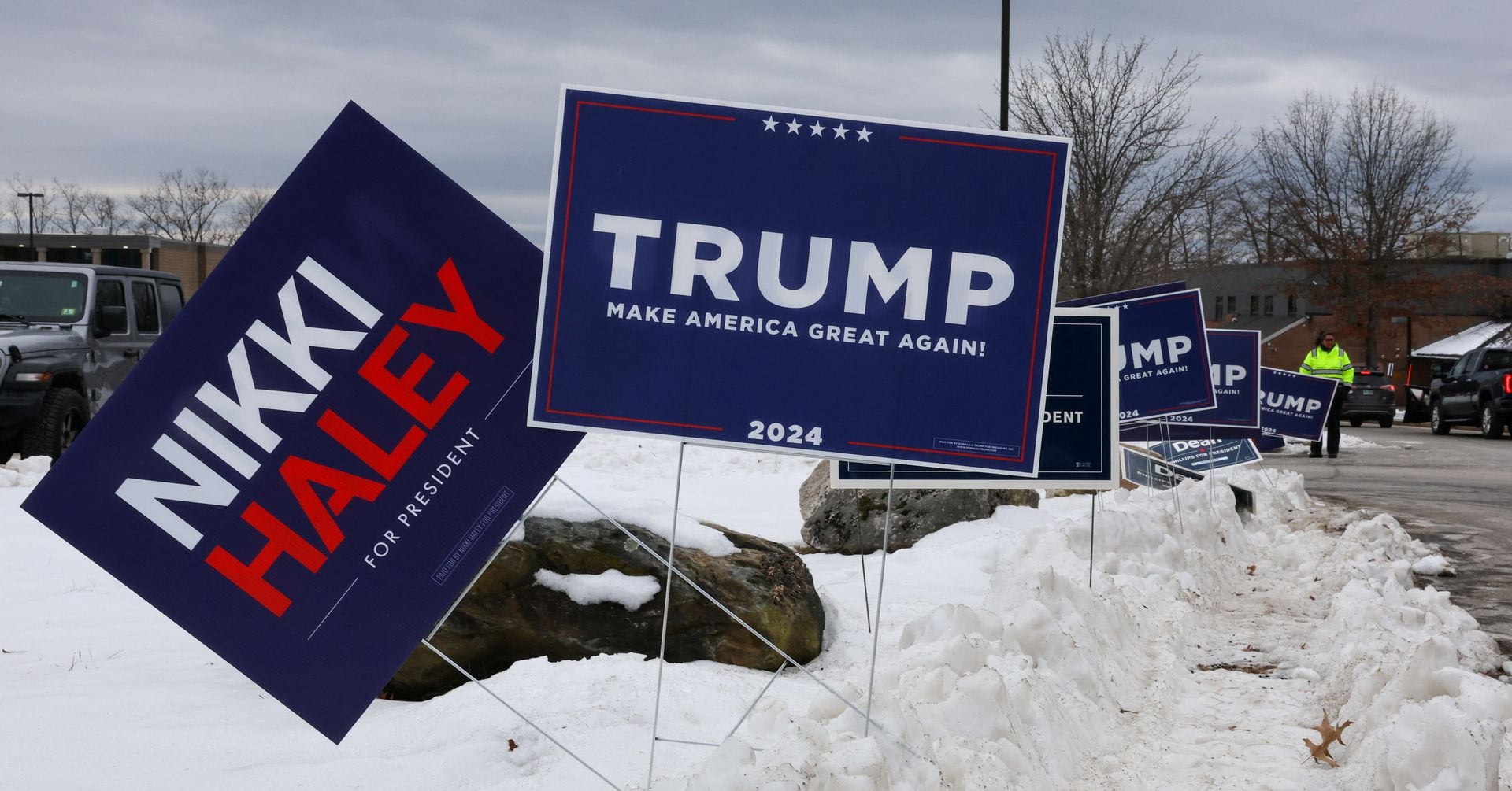 "Nikki Haley's Strategic Moves in the South Carolina Primary"
