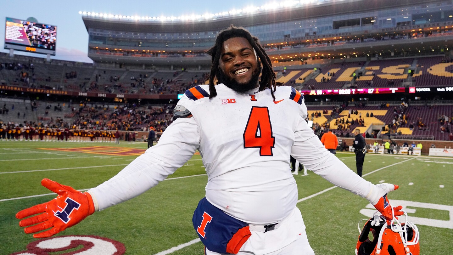 Featured image for "Johnny Newton's Pro Day Draws Attention Ahead of NFL Draft"