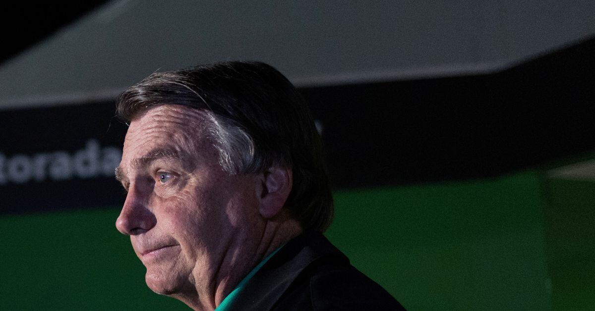 "Brazil's Bolsonaro Faces Escalating Legal Troubles, Including Allegations of Ordering Sale of Official Gift Jewelry"