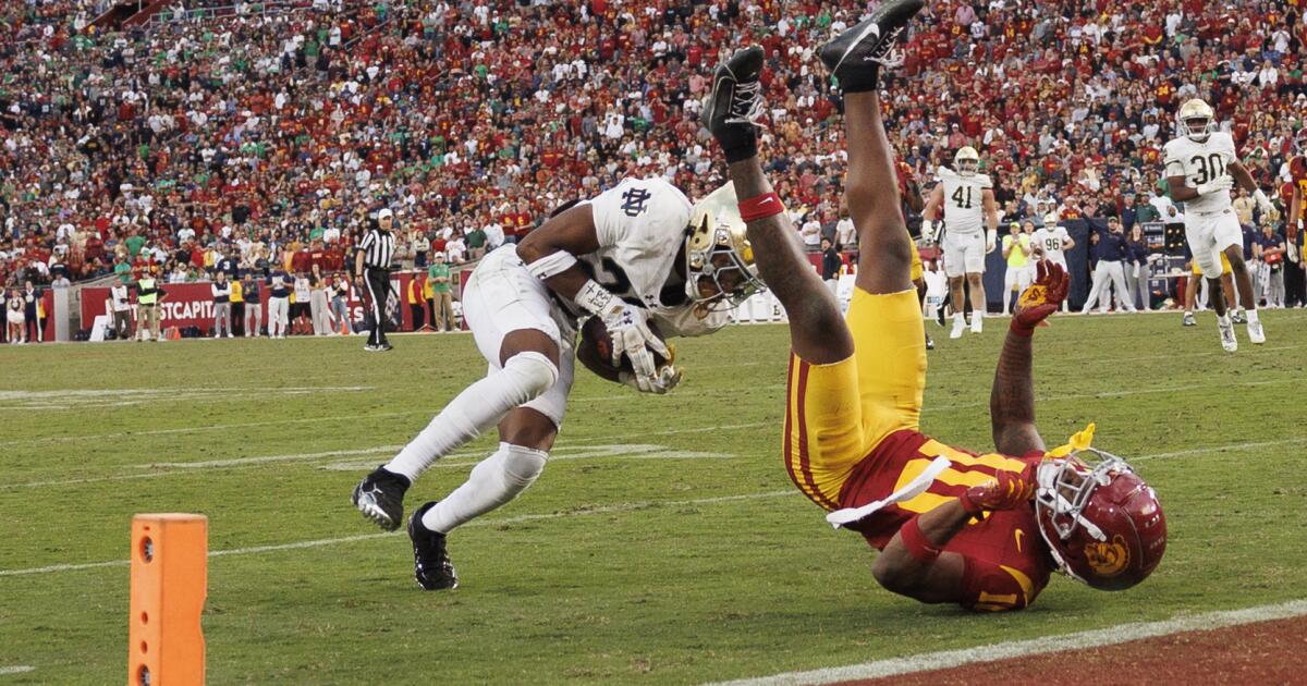 Featured image for Notre Dame Secures Playoff Spot with Dominant Win Over USC