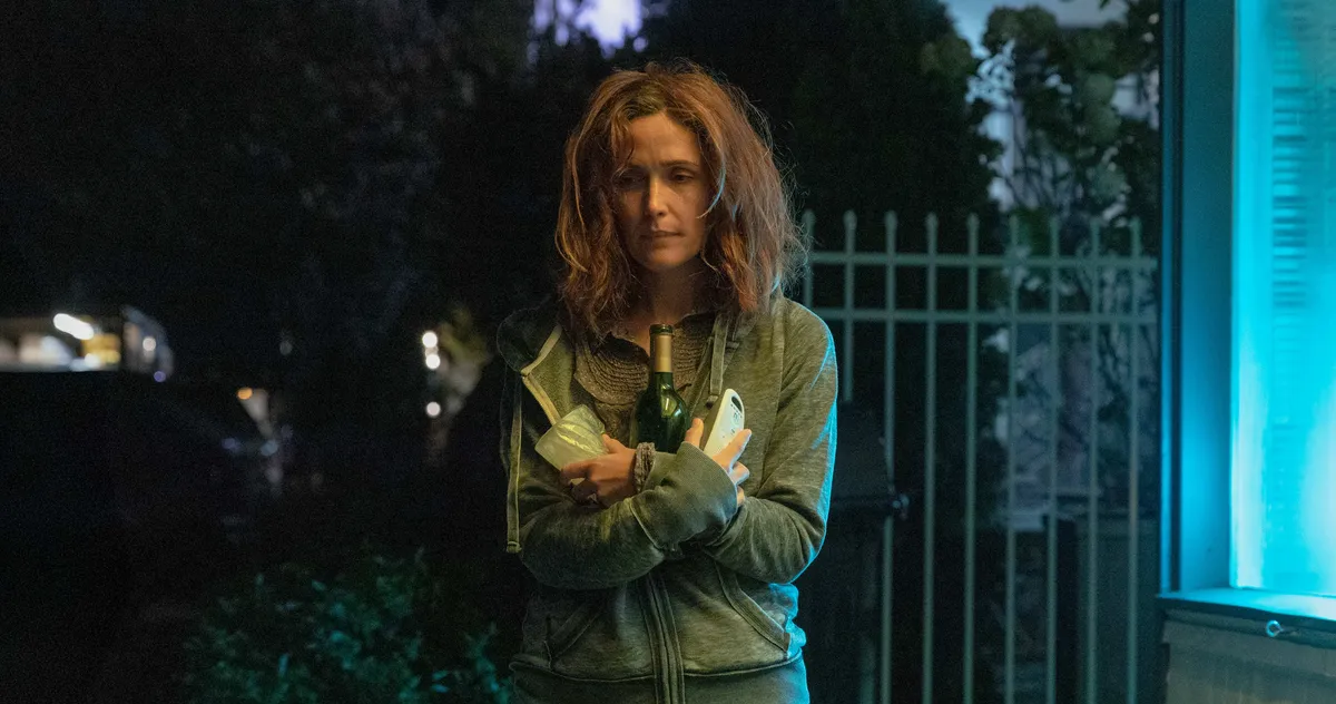 Featured image for Motherhood and Comedy: Rose Byrne's Powerful New Role