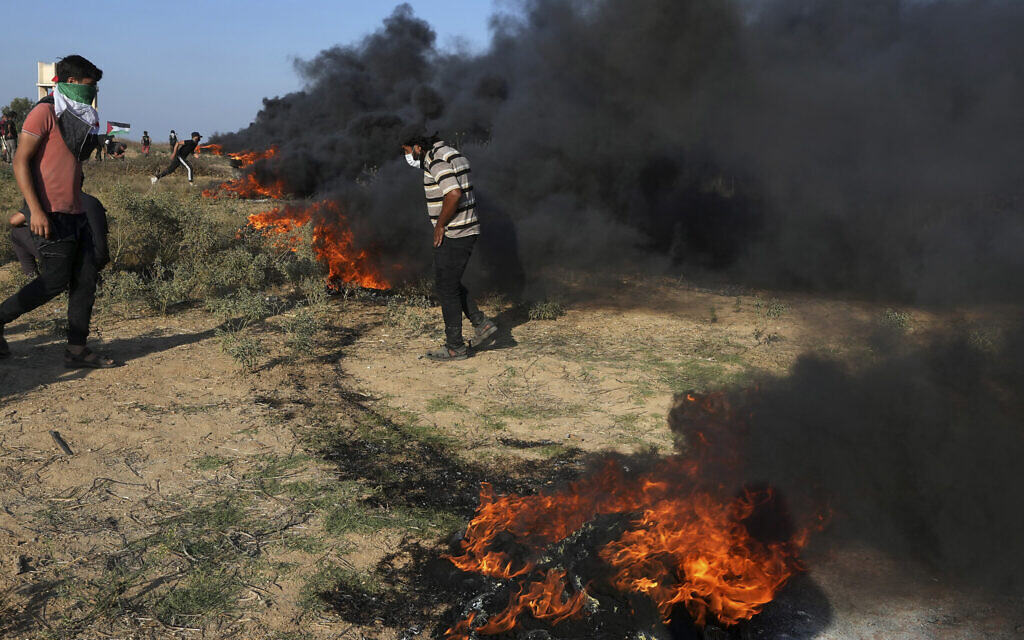 Israeli Retaliation: Strikes on Hamas Sites Following Border Unrest, 11 Gazans Injured