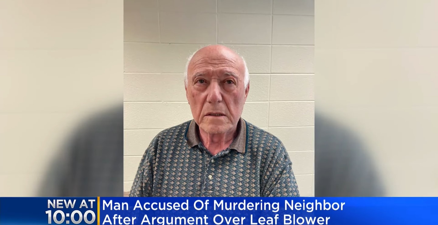 Neighbor fatally shoots Illinois man using leaf blower in his yard